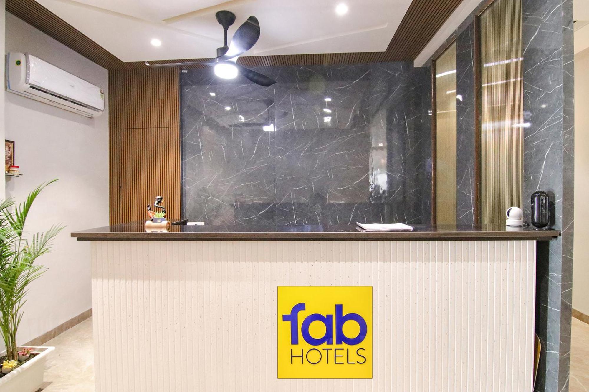 Fabhotel Prime Royal Court Ludhiana Buitenkant foto