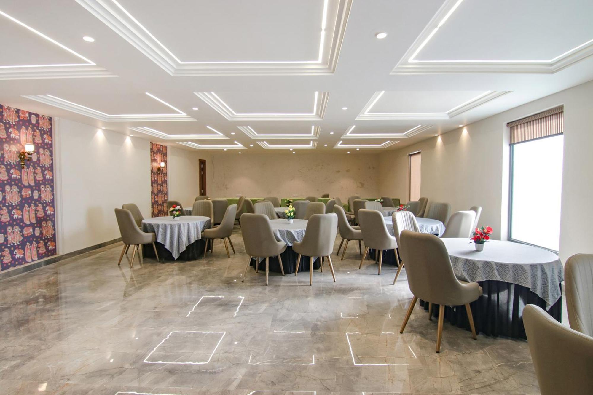 Fabhotel Prime Royal Court Ludhiana Buitenkant foto