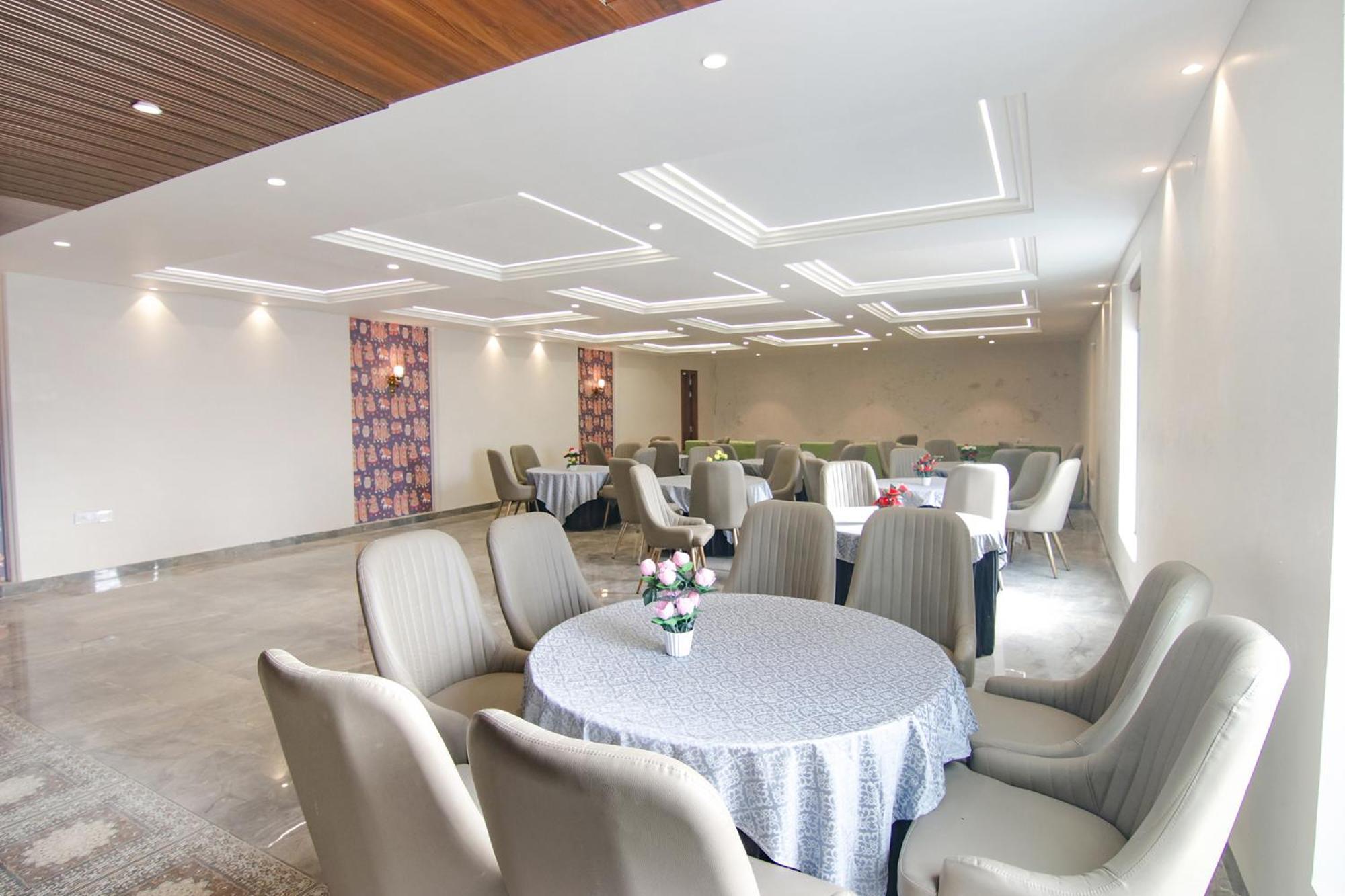 Fabhotel Prime Royal Court Ludhiana Buitenkant foto